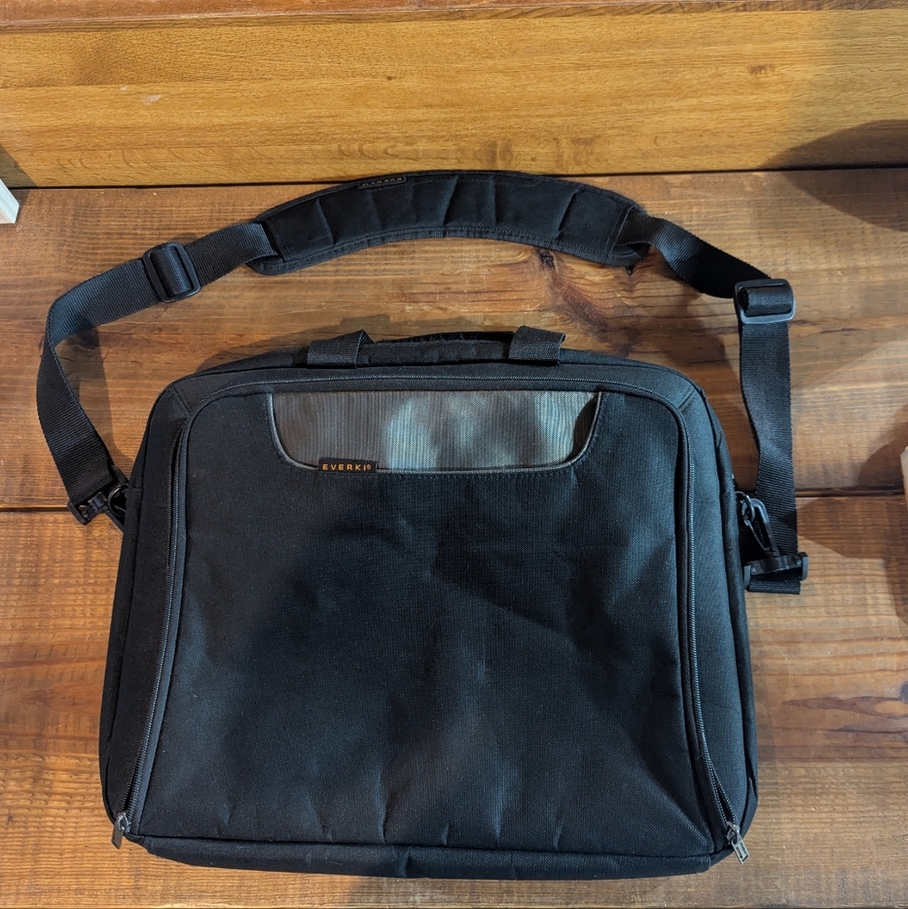 Black Everki Laptop Briefcase/Shoulder Bag, 17 Inches,‎ Great Condition Unisex